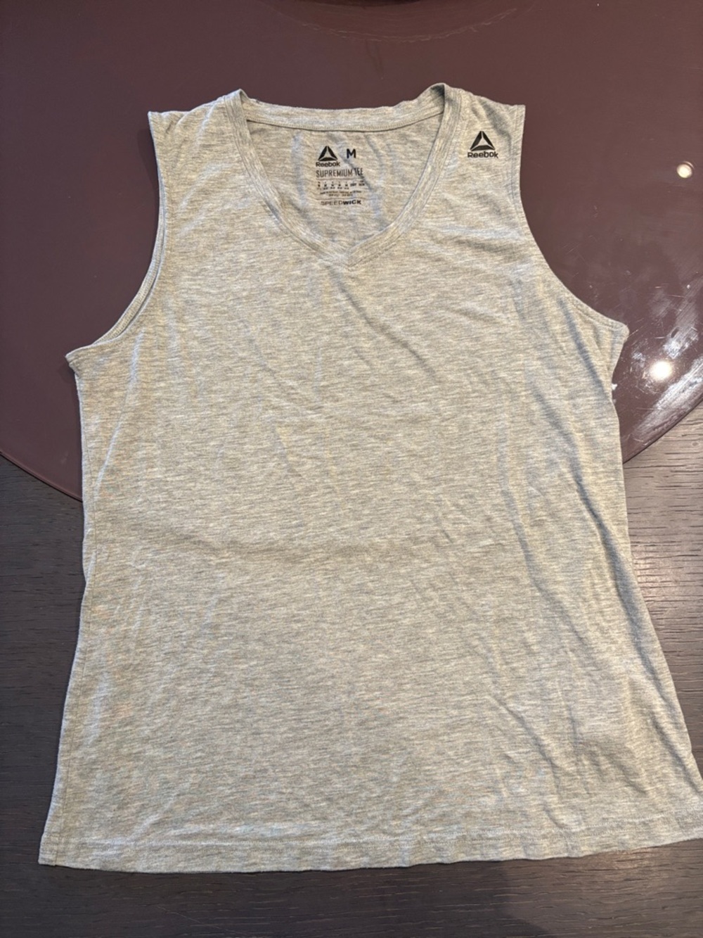 Reebok Gray Women’s Athletic V-Neck Tank Medium